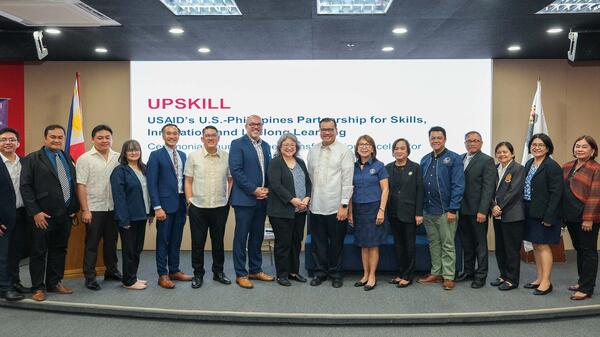 Leaders from the 12 universities and Filipino government officials gather for the Accelerator launch.